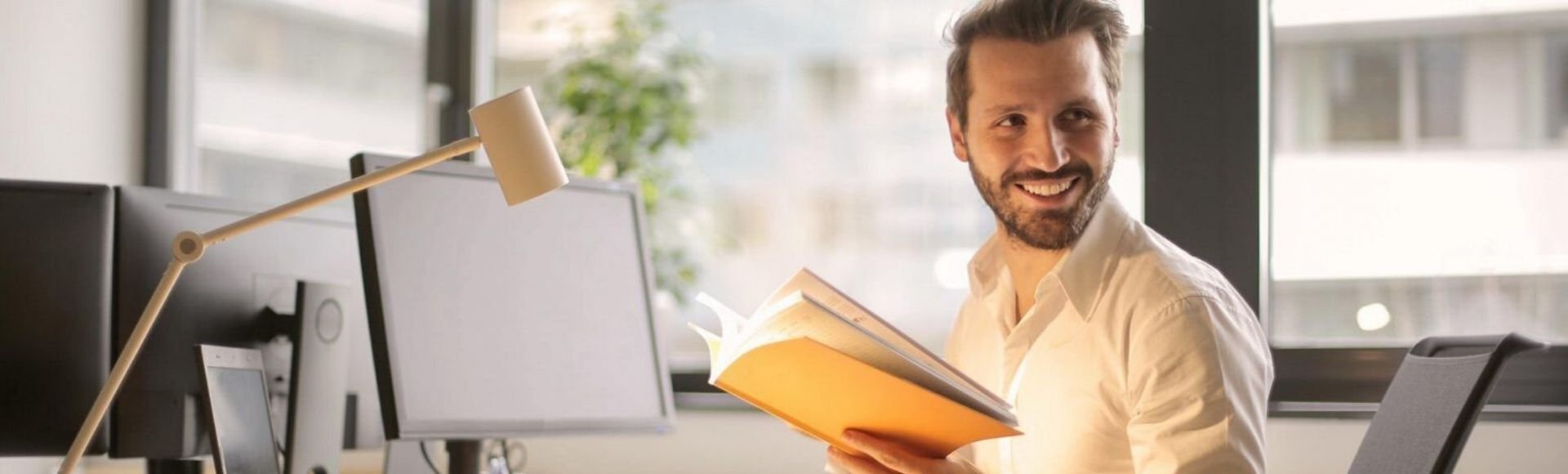 science-of-happiness-at-workplace-1920x580